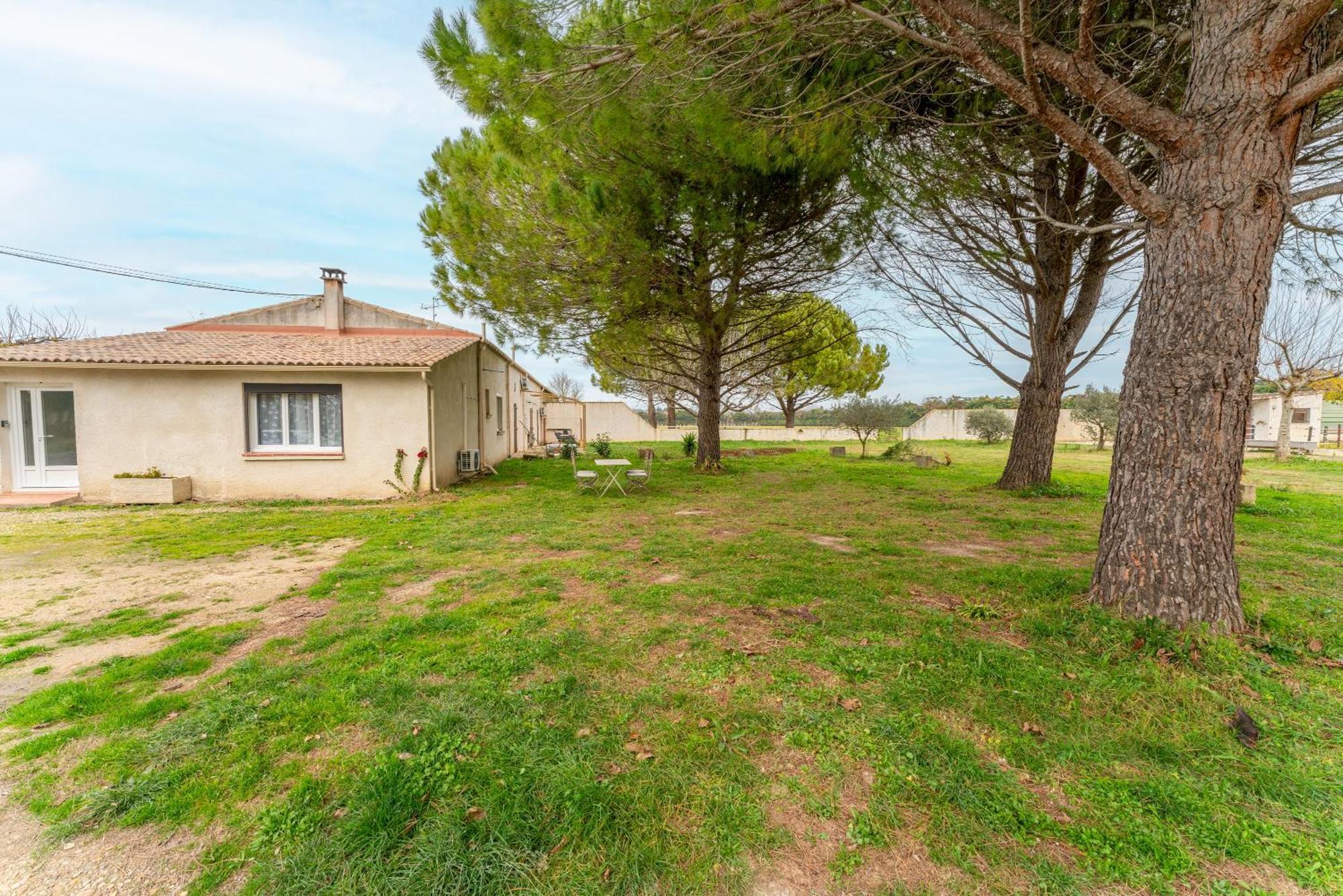 Maison Marquet Villa Beaucaire  Exterior photo